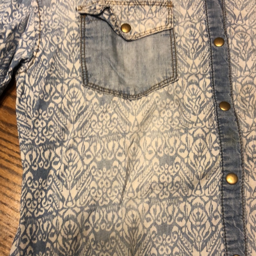 Life in progress button down - Picture 2 of 7